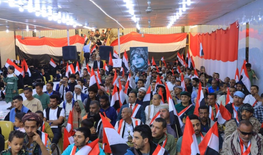 مجلس شباب الثورة يحيي الذكرى الـ15 لثورة فبراير في تعز ويؤكد التمسك بمشروع الدولة المدنية